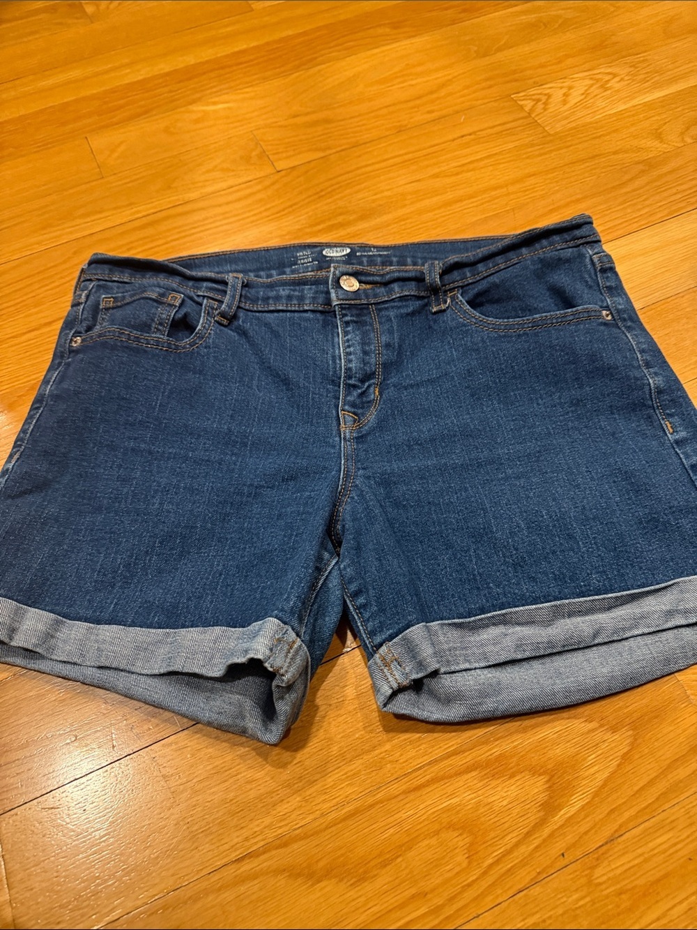 Old navy women’s jeans size 12.